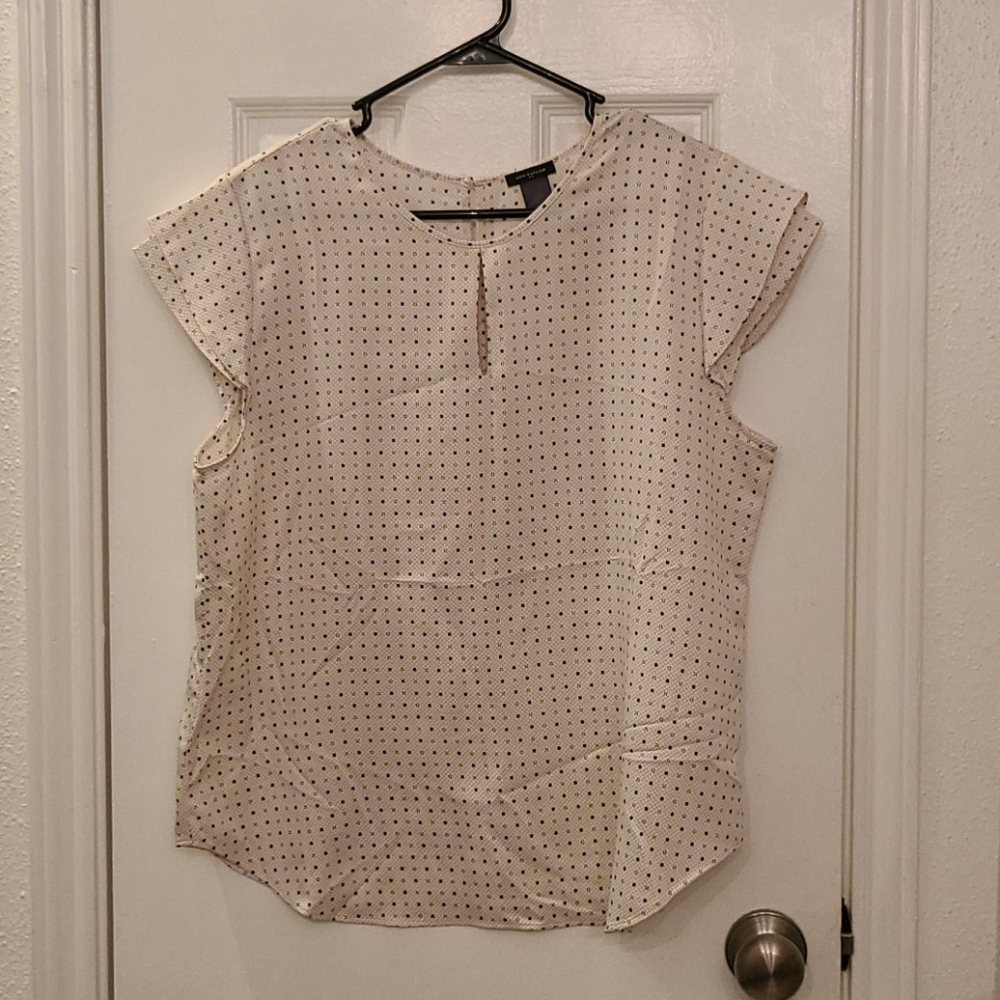 Ann Taylor Cream Blouse Size L Square Pattern